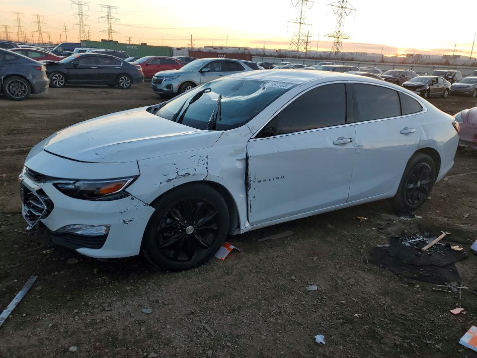 2022 CHEVROLET MALIBU — VIN 1G1ZD5ST5NF110250