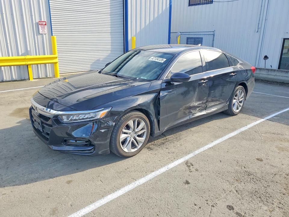 2018 HONDA ACCORD — VIN 1HGCV1F1XJA246619