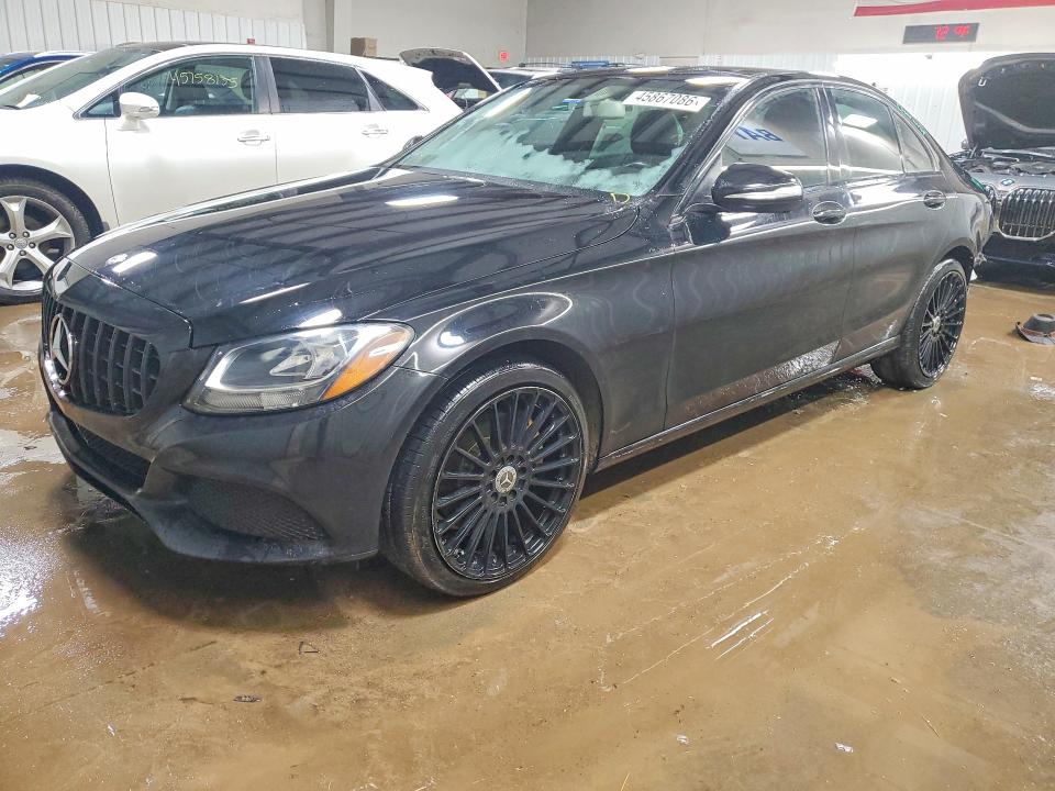 2015 MERCEDES-BENZ C — VIN 55SWF4JB6FU055559