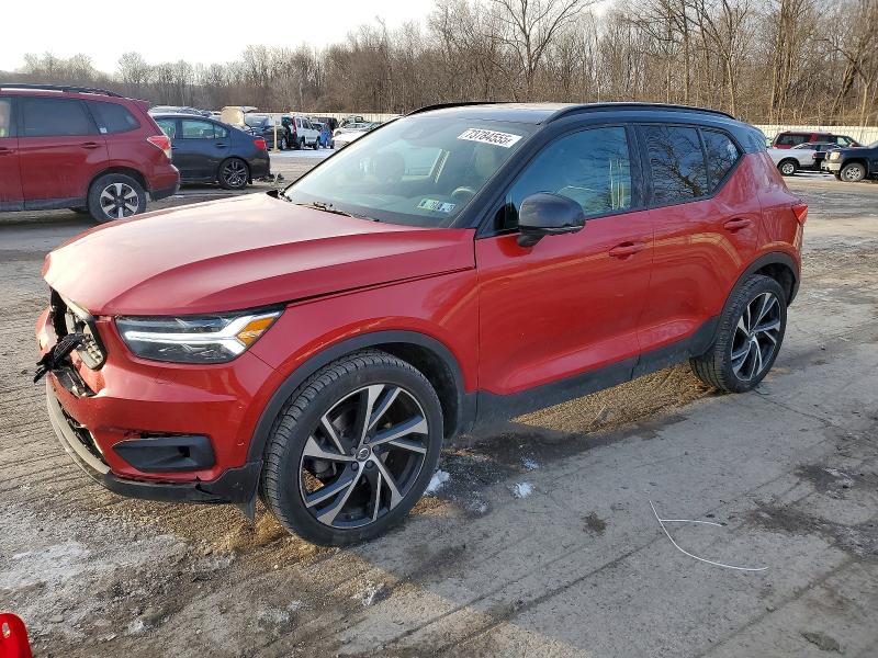 2019 VOLVO XC40 — VIN YV4162UM8K2131709