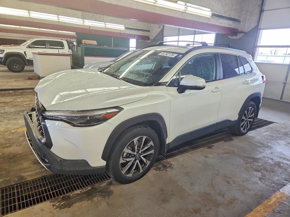 2024 TOYOTA COROLLA CROSS — VIN 7MUDAABG3RV107302
