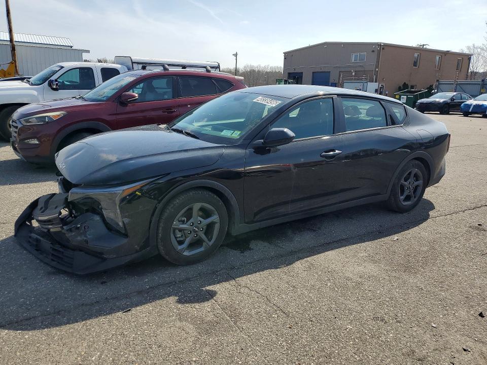 2025 KIA K4 — VIN 3KPFT4DEXSE094316