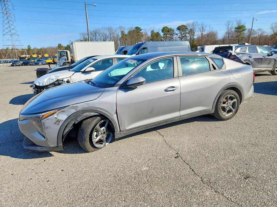 2025 KIA K4 — VIN 3KPFT4DEXSE111728