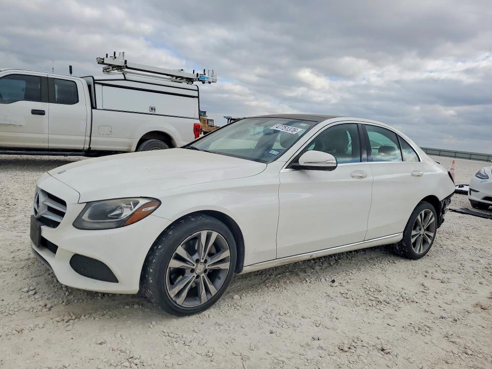 2015 MERCEDES-BENZ C — VIN 55SWF4KBXFU033644