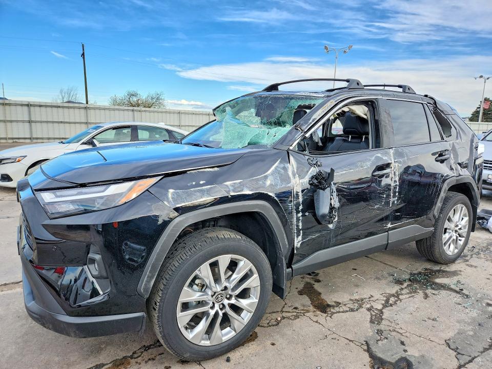 2025 TOYOTA RAV4 — VIN 2T3A1RFVXSW623942