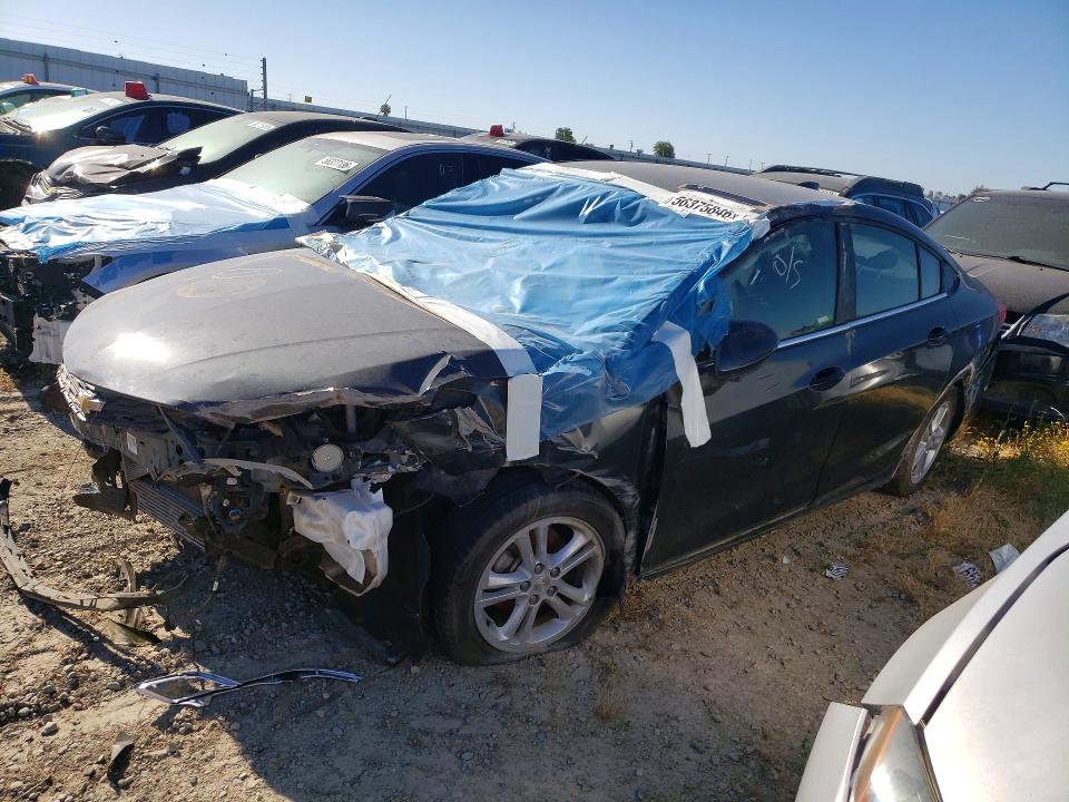 2018 CHEVROLET CRUZE — VIN 1G1BE5SM0J7204676