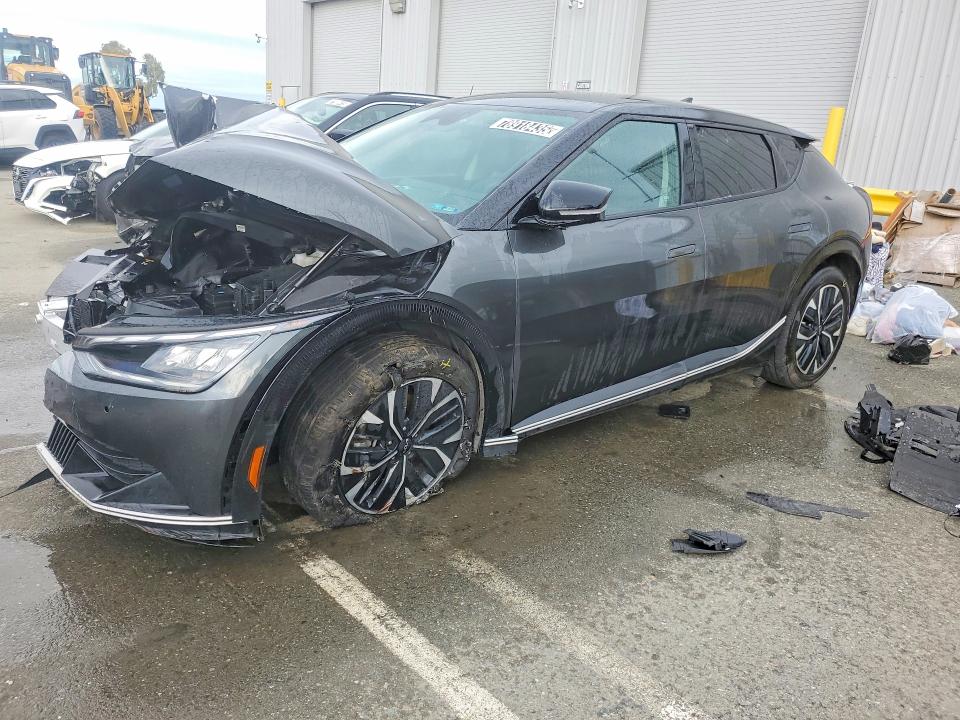 2023 KIA EV6 — VIN KNDC34LA3P5609905