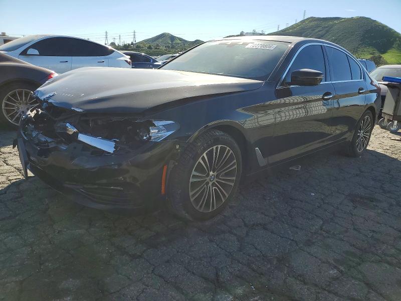 2018 BMW 530 — VIN WBAJA5C52JG898242