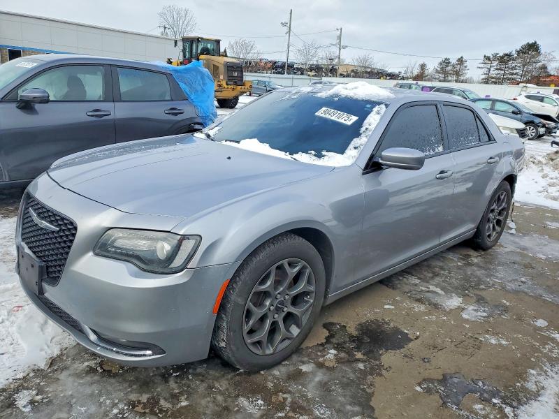 2017 CHRYSLER 300 S — VIN 2C3CCAGG5HH577826