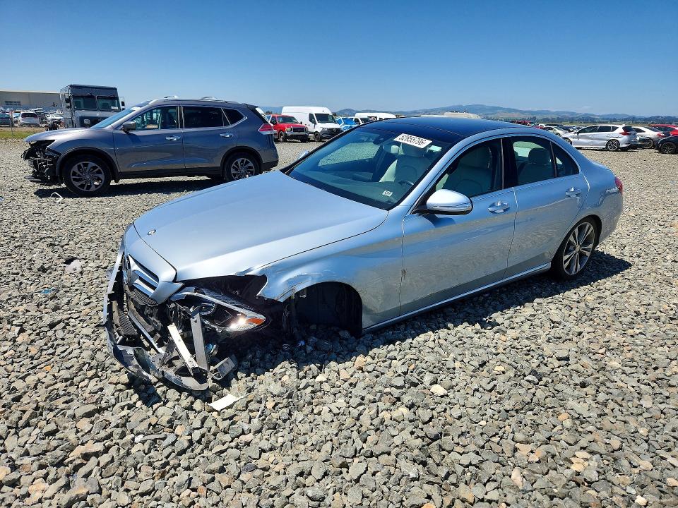 2015 MERCEDES-BENZ C — VIN 55SWF4JB7FU059961