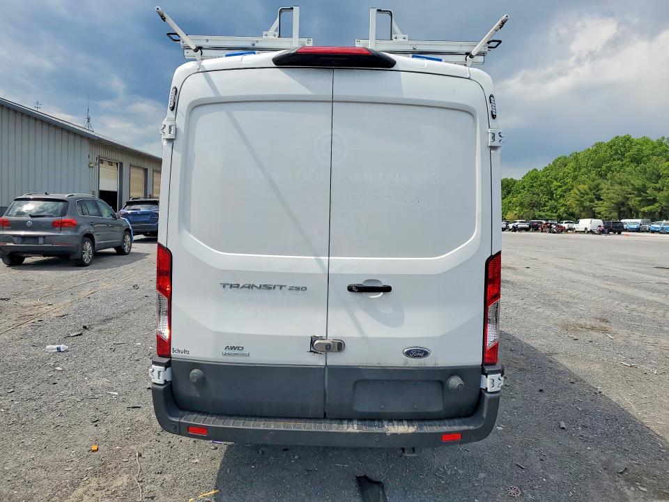 1FTBR2CG6SKB32237