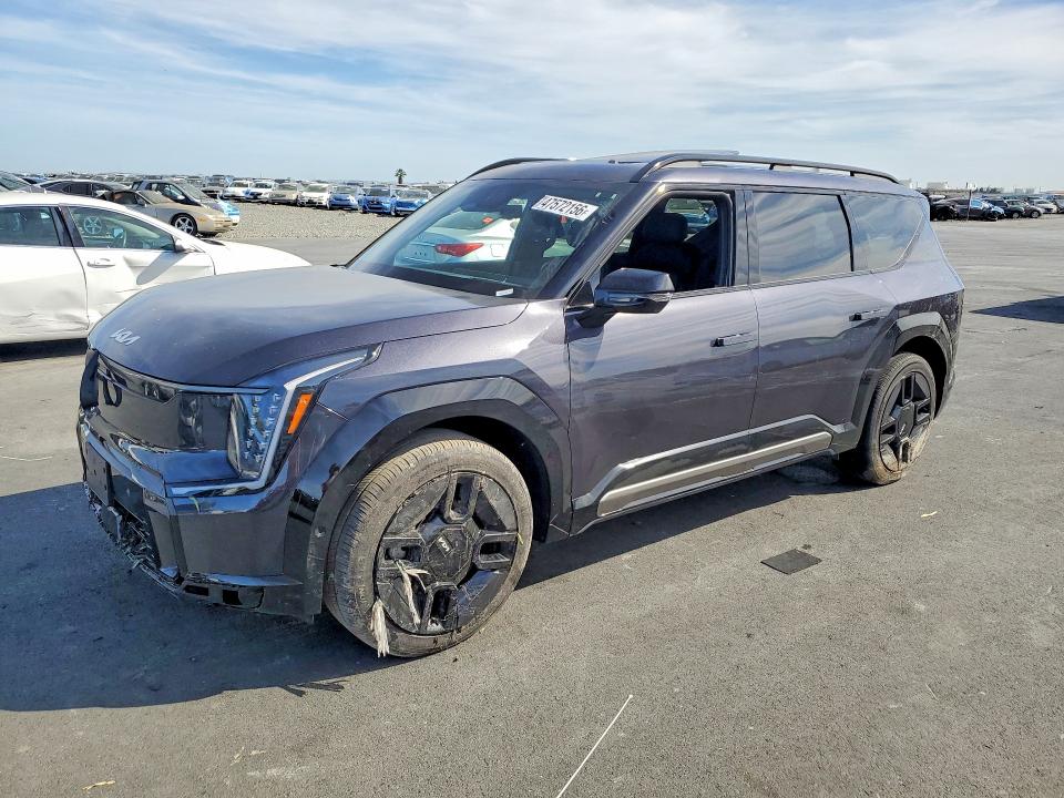 2026 KIA EV9 — VIN 5XYAEFS52TG010173