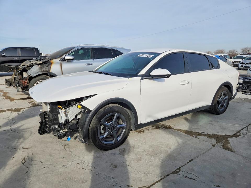 2025 KIA K4 — VIN 3KPFT4DE4SE179362