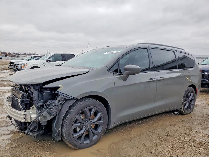 2020 CHRYSLER PACIFICA — VIN 2C4RC1EG3LR240583