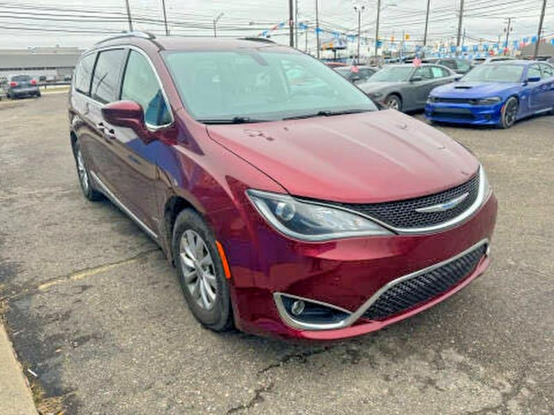 2018 CHRYSLER PACIFICA — VIN 2C4RC1EG8JR252287