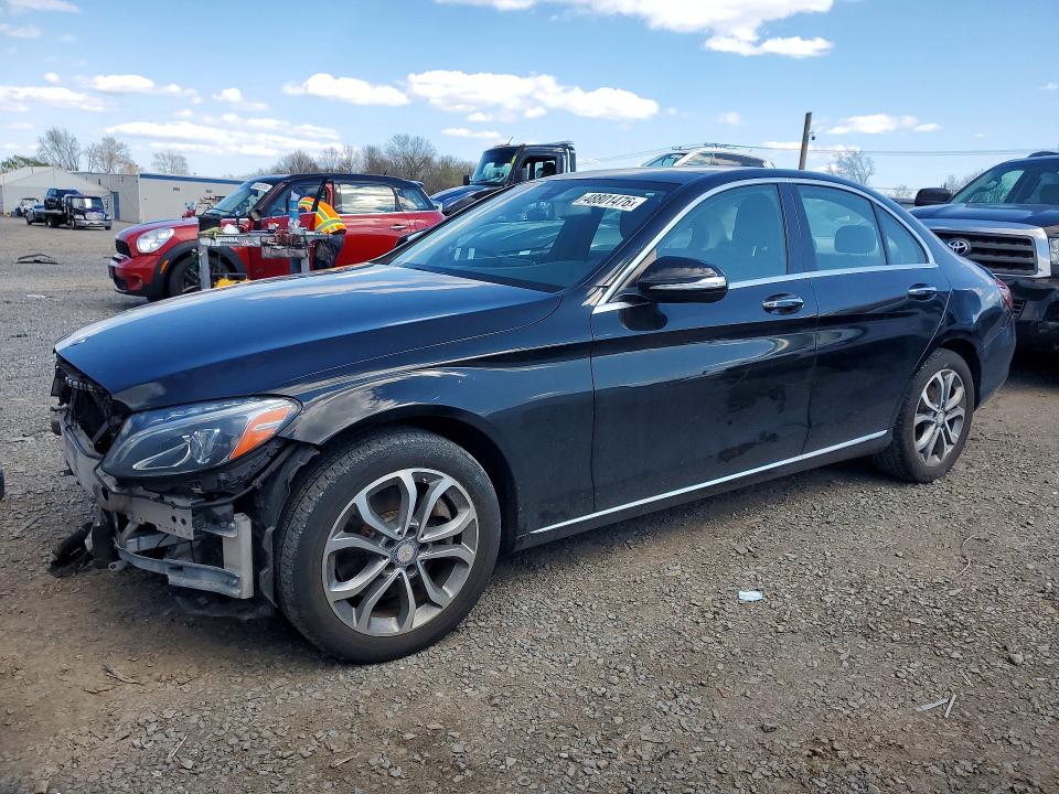 2015 MERCEDES-BENZ C — VIN 55SWF4KB6FU024861