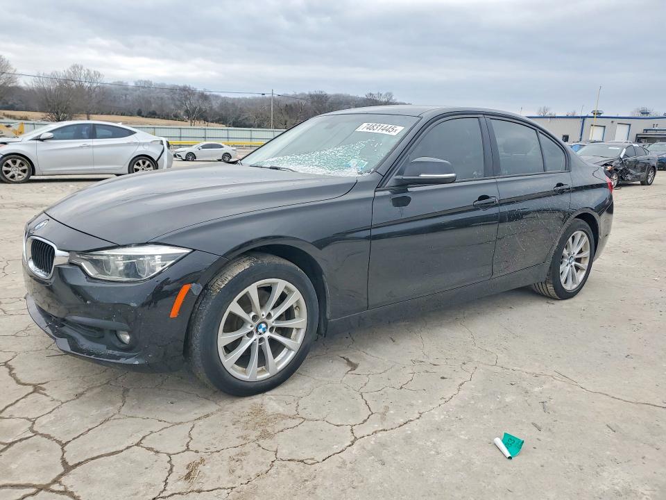 2018 BMW 320 — VIN WBA8E1G55JNU89055