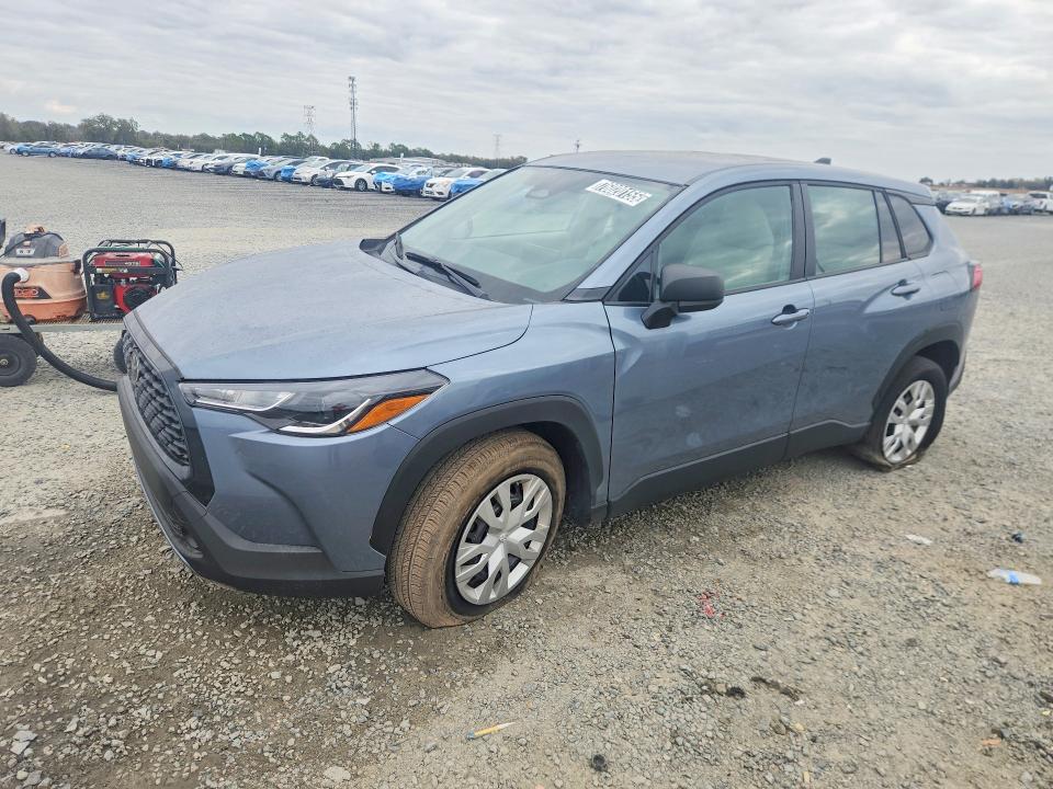 2025 TOYOTA COROLLA CROSS — VIN 7MUAAAAG7SV119592