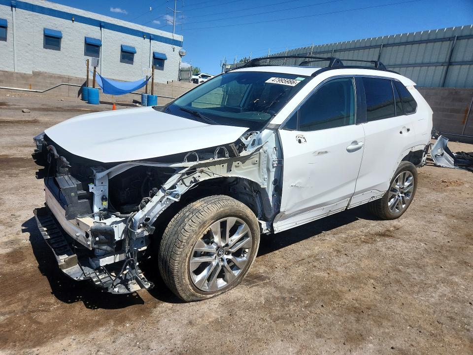 2020 TOYOTA RAV4 — VIN 2T3A1RFV7LC061484