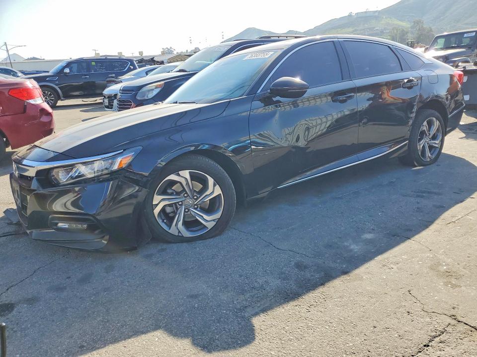 2018 HONDA ACCORD — VIN 1HGCV1F57JA139112