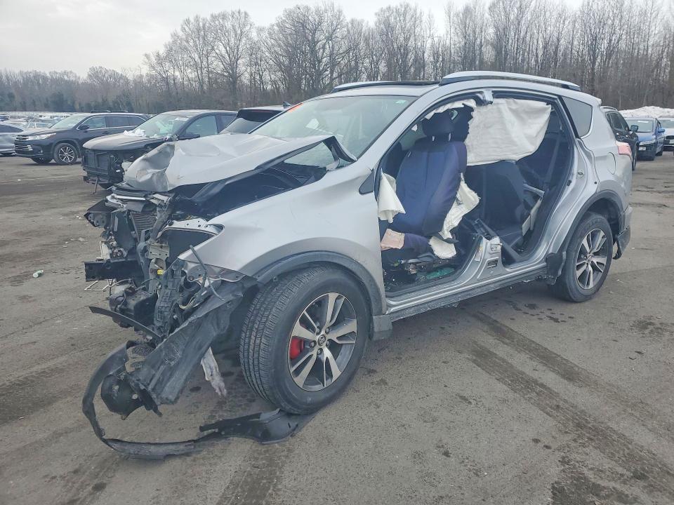 2016 TOYOTA RAV4 — VIN 2T3RFREVXGW444619