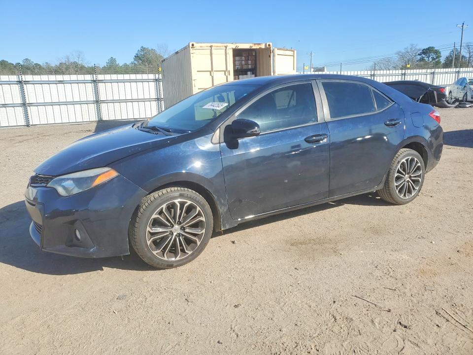 2015 TOYOTA COROLLA — VIN 5YFBURHE6FP357876