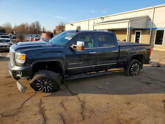 2018 GMC SIERRA — VIN 1GT12UEY8JF197003