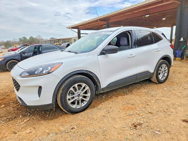 2022 FORD ESCAPE — VIN 1FMCU0G68NUB81016