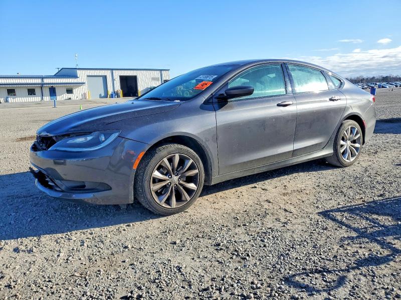 2015 CHRYSLER 200 — VIN 1C3CCCBB0FN709922