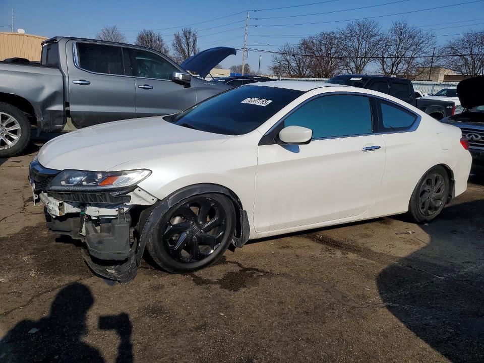 2016 HONDA ACCORD — VIN 1HGCT1A32GA009985