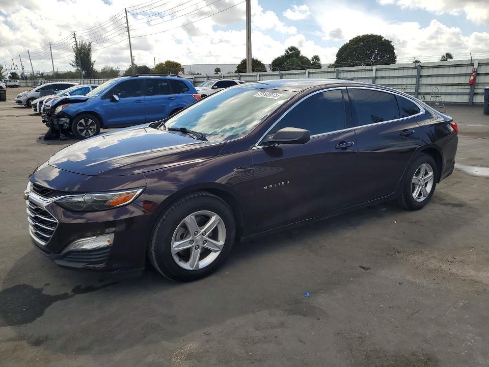 2020 CHEVROLET MALIBU — VIN 1G1ZB5ST1LF139683