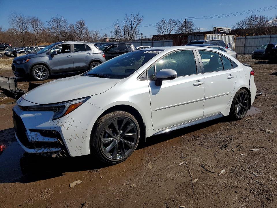 2024 TOYOTA COROLLA — VIN JTDT4MCE7RJ106114