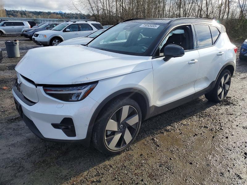 2023 VOLVO XC40 RECHA — VIN YV4ED3UM1P2988801