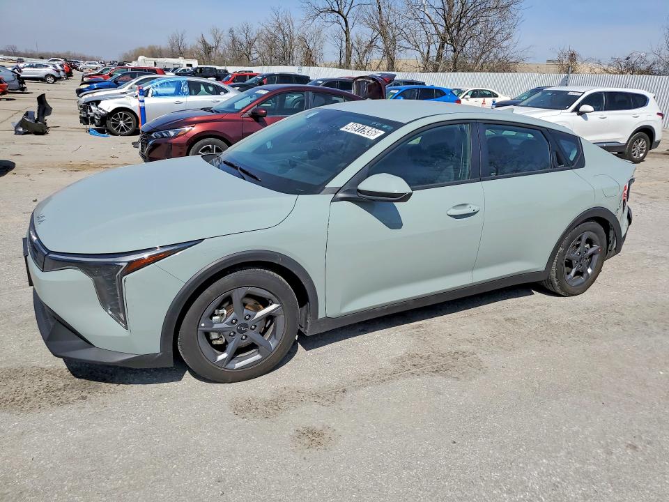 2025 KIA K4 — VIN 3KPFT4DE9SE104849