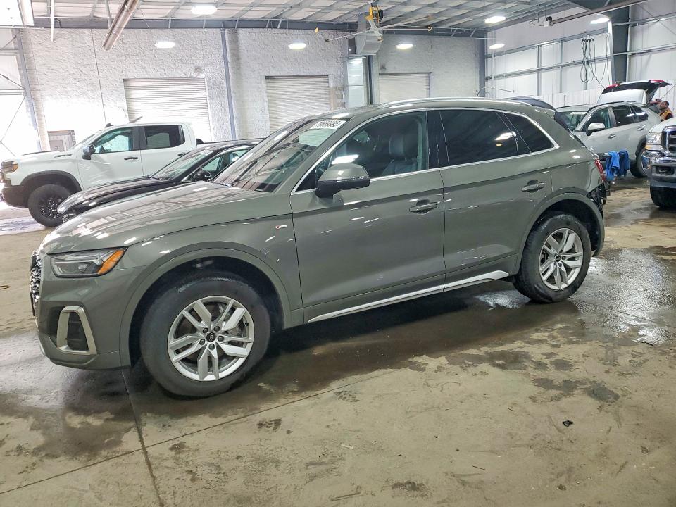 2024 AUDI Q5 — VIN WA1GAAFY3R2022326