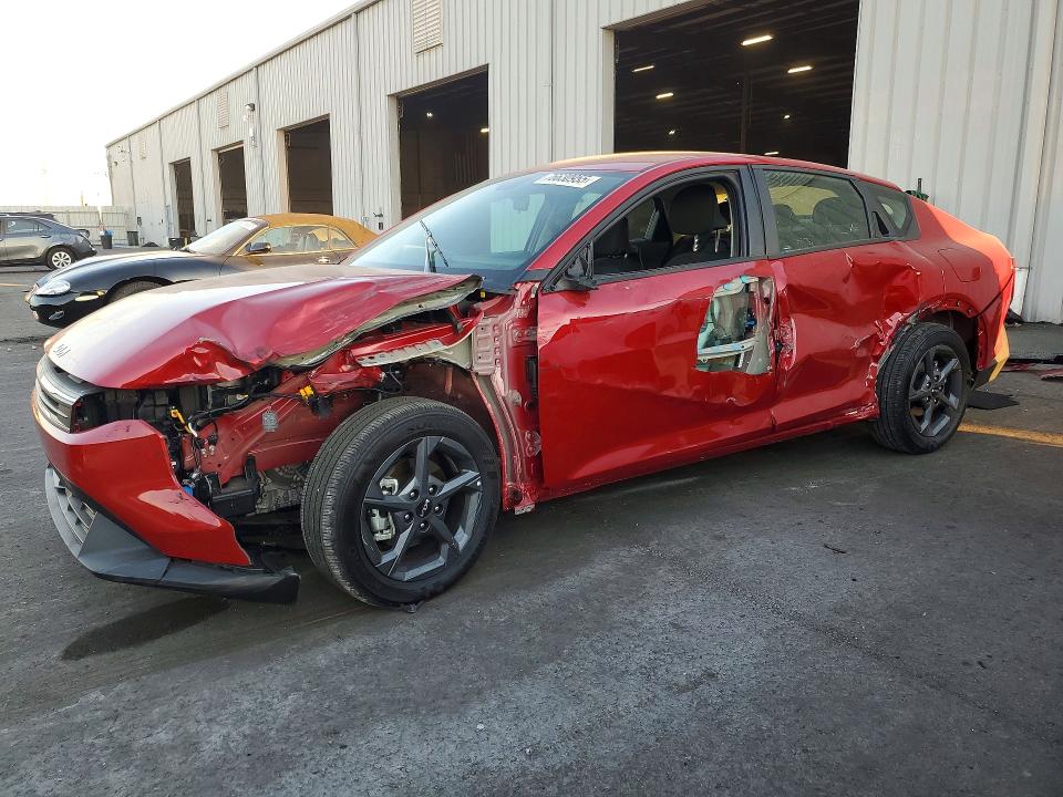 2025 KIA K4 — VIN 3KPFT4DE2SE210186