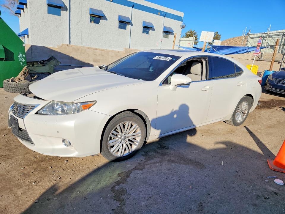 2015 LEXUS ES — VIN JTHBK1GG0F2161861