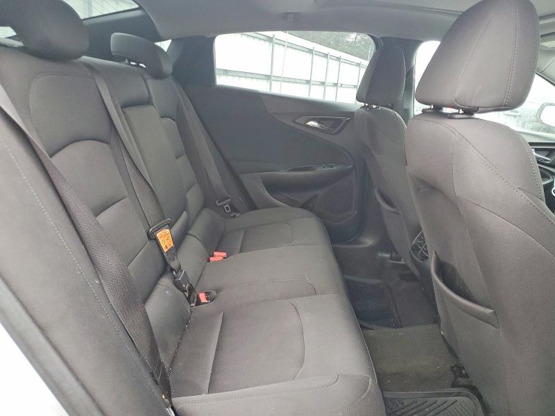1G1ZD5ST1JF141327