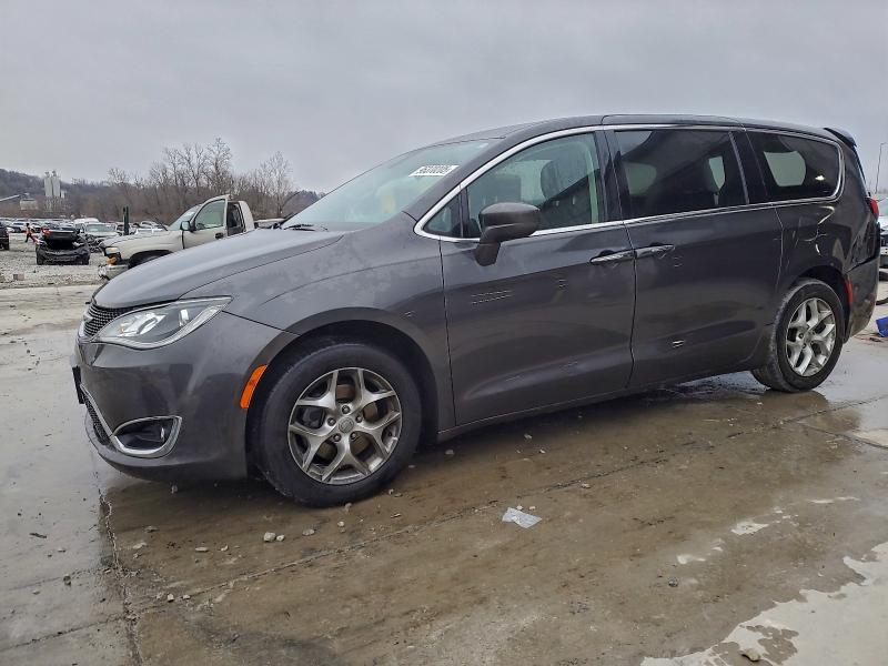 2018 CHRYSLER PACIFICA — VIN 2C4RC1FGXJR123272