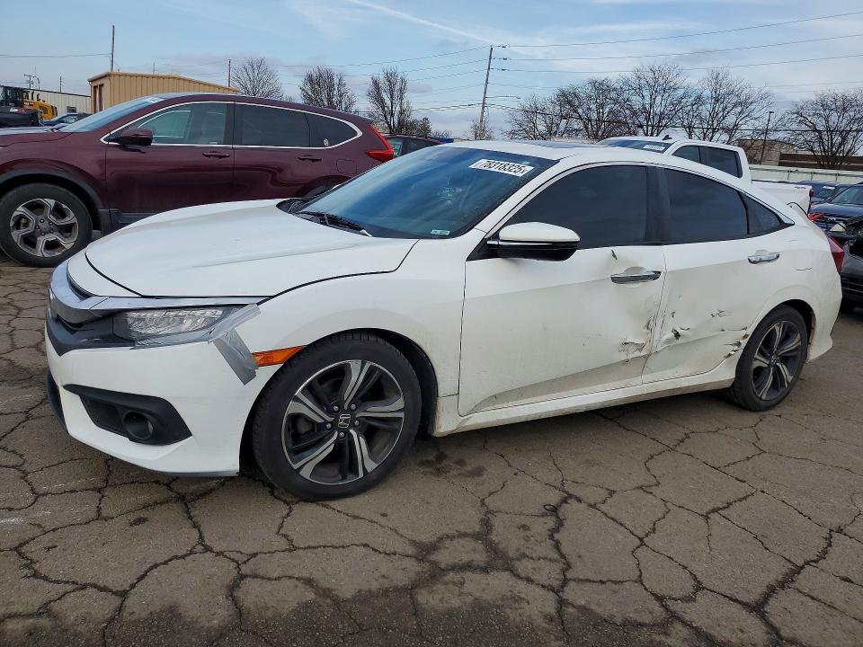 2016 HONDA CIVIC — VIN 19XFC1F90GE022305