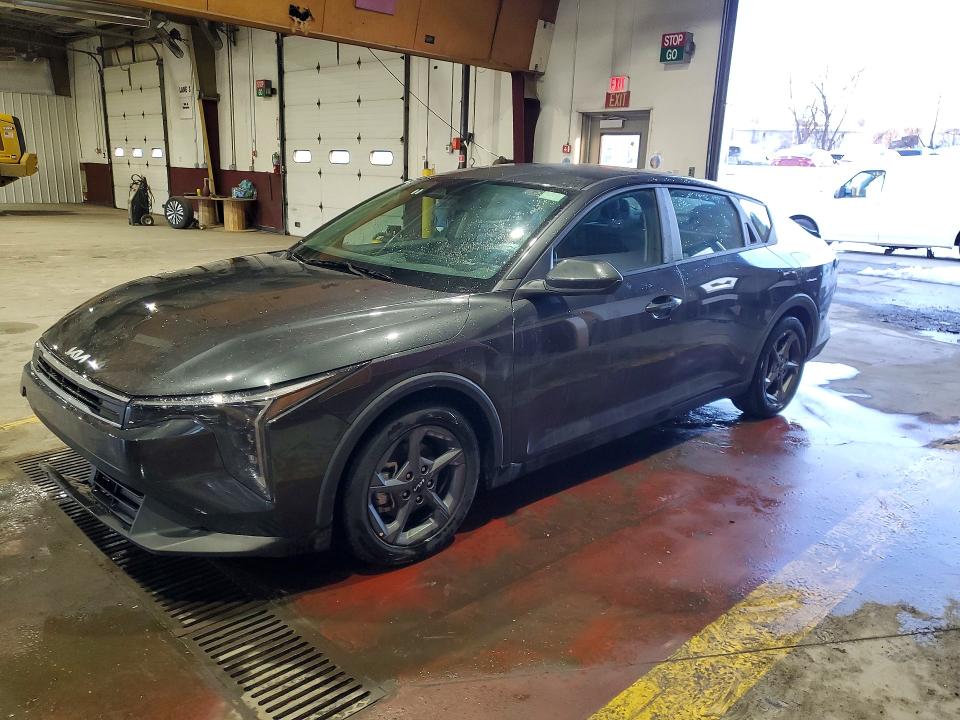 2025 KIA K4 — VIN 3KPFT4DE6SE085967