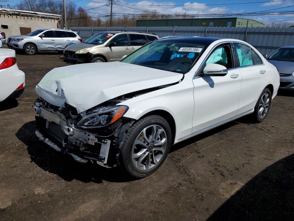 2017 MERCEDES-BENZ C — VIN 55SWF4KB4HU211440