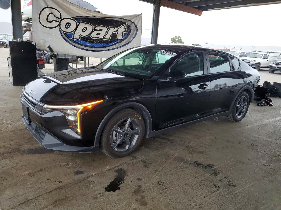 2025 KIA K4 — VIN 3KPFT4DE3SE068480