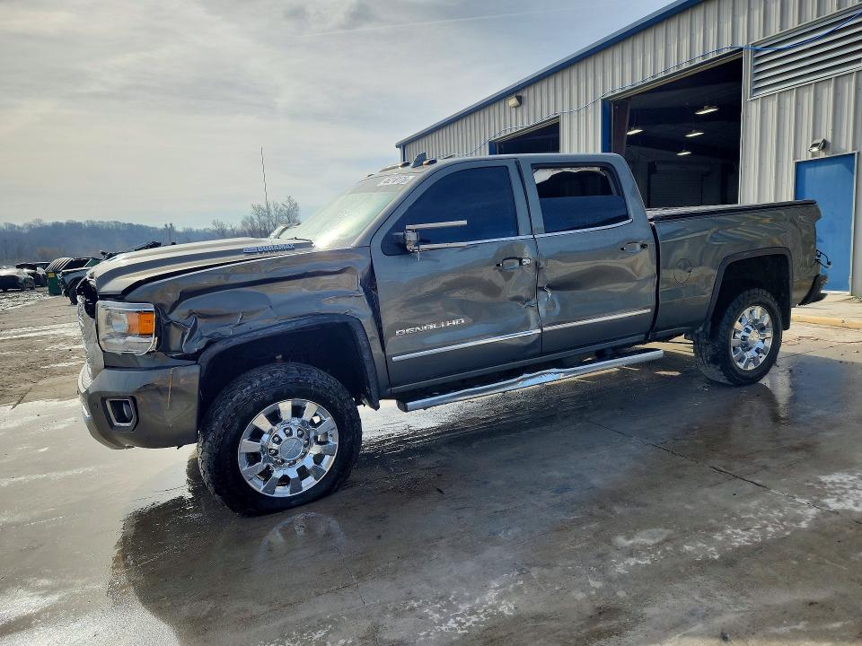 2018 GMC SIERRA — VIN 1GT12UEY1JF120506
