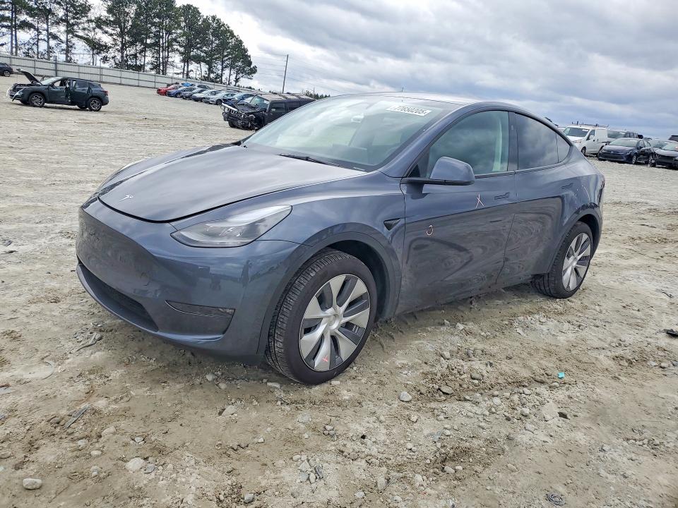 2023 TESLA MODEL Y — VIN 7SAYGDEE8PA191124