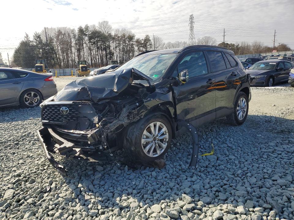 2025 TOYOTA COROLLA CROSS — VIN 7MUCAAAG4SV118618