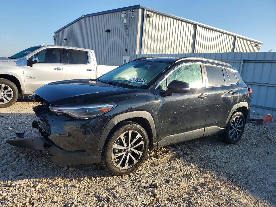 2022 TOYOTA COROLLA CROSS — VIN 7MUEAABG3NV038576