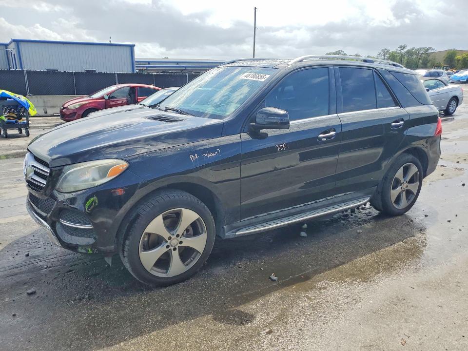 2016 MERCEDES-BENZ GLE — VIN 4JGDA5JB8GA744117