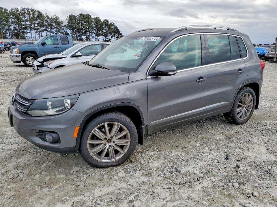 2015 VOLKSWAGEN TIGUAN — VIN WVGBV7AX4FW516832