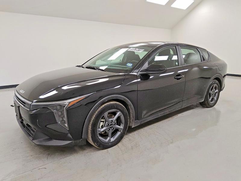 2025 KIA K4 — VIN 3KPFT4DE2SE035471